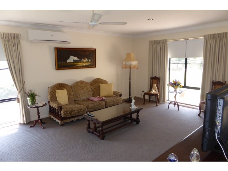 15 Daisy Place, Fairy Hill NSW 2470