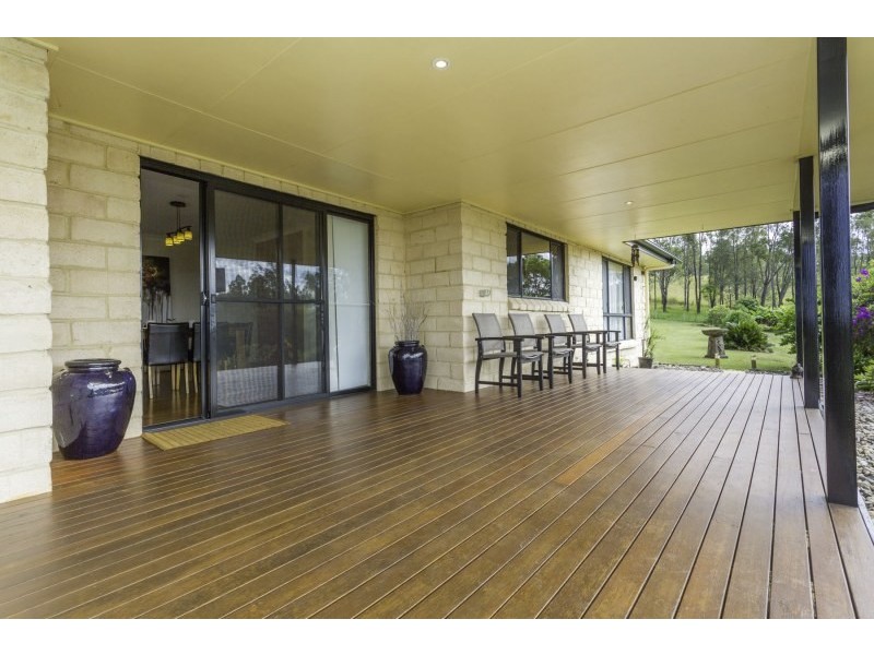 19 Tullarook Grove, Spring Grove NSW 2470