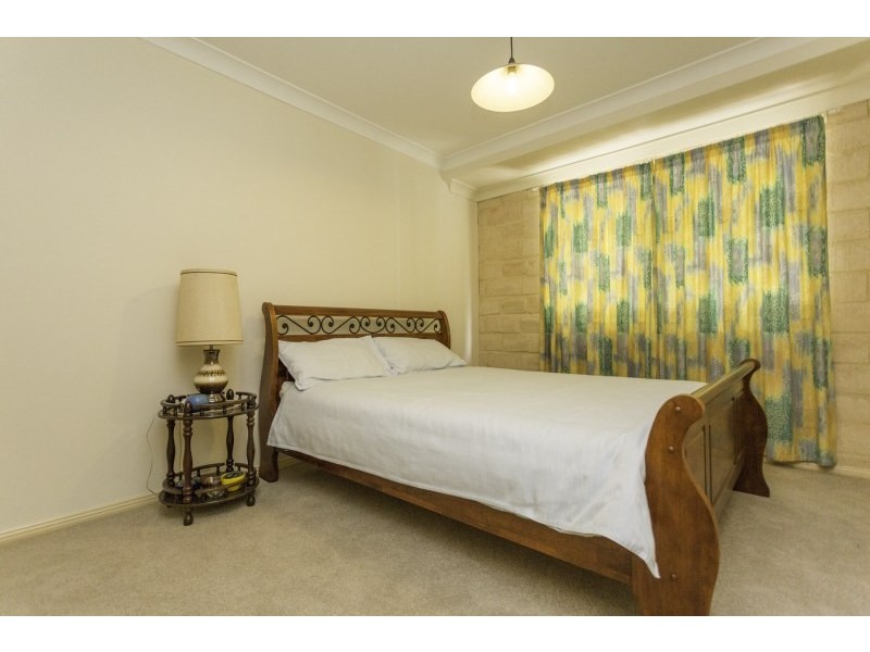 19 Tullarook Grove, Spring Grove NSW 2470