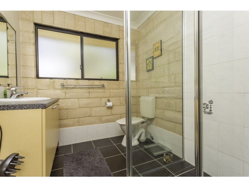 19 Tullarook Grove, Spring Grove NSW 2470