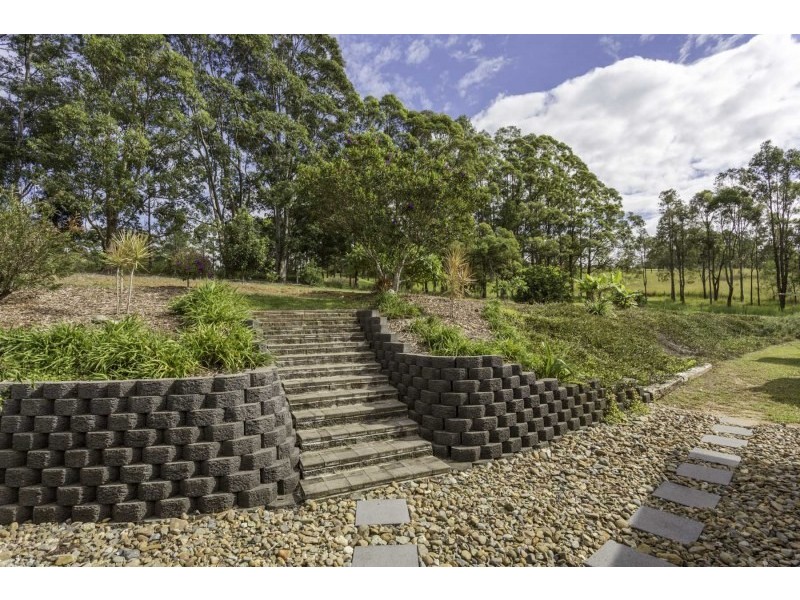 19 Tullarook Grove, Spring Grove NSW 2470