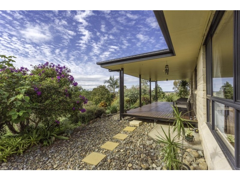 19 Tullarook Grove, Spring Grove NSW 2470