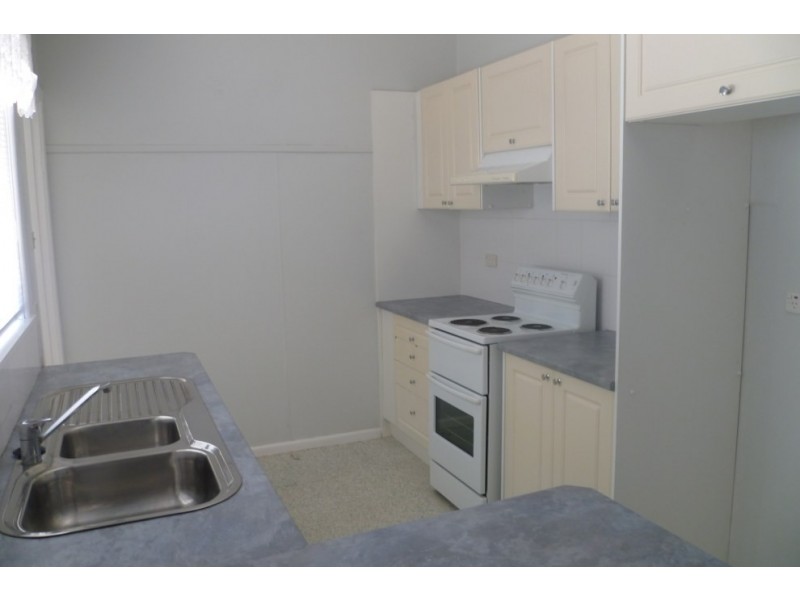 7 Dickenson Avenue, Panania NSW 2213