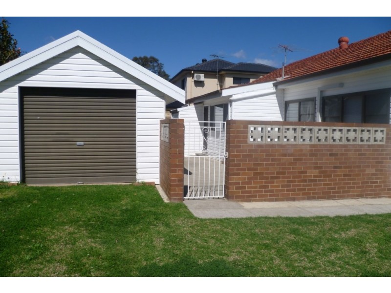 7 Dickenson Avenue, Panania NSW 2213