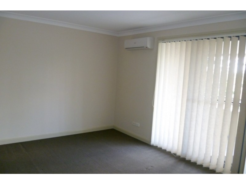 7 Sandra Avenue, Panania NSW 2213