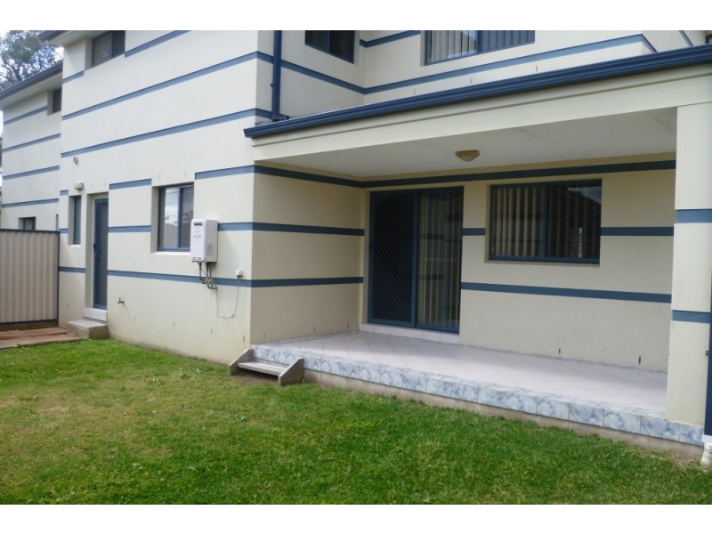 7 Sandra Avenue, Panania NSW 2213