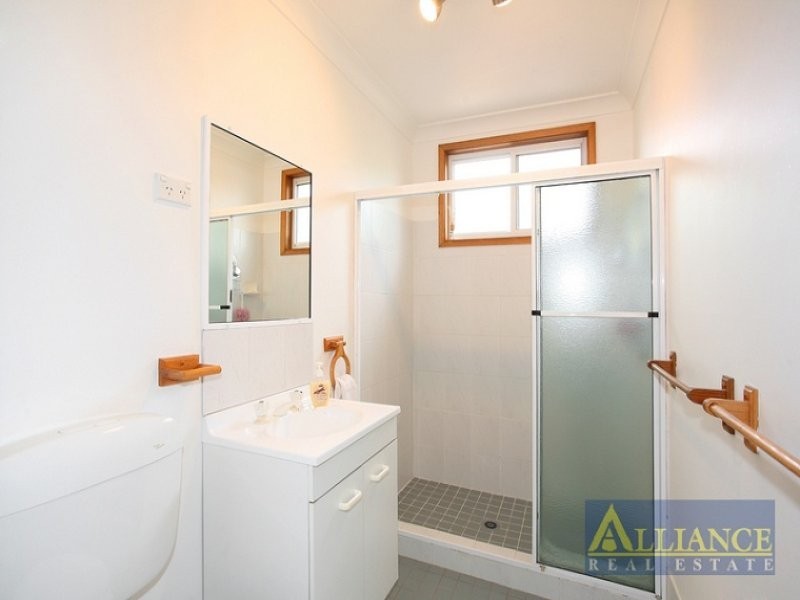 12 Eileen Street, Picnic Point NSW 2213