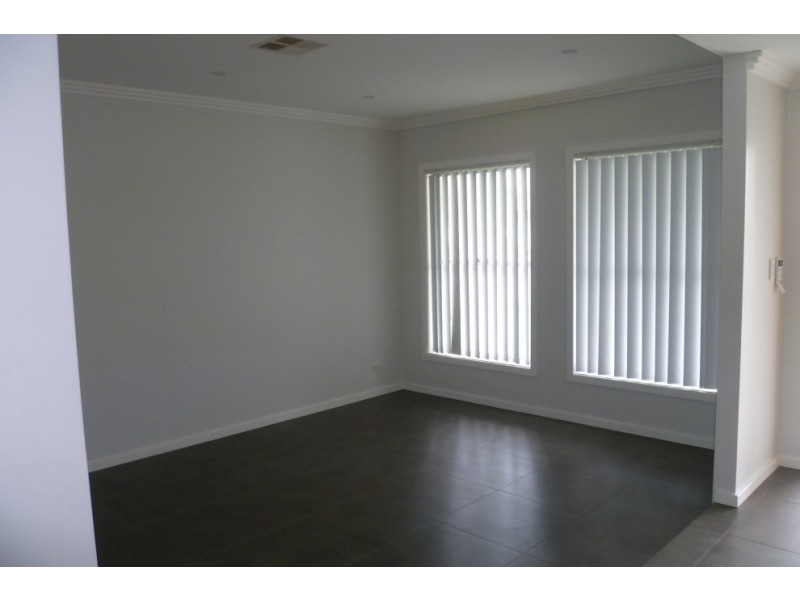 61 Lambeth Street, Panania NSW 2213