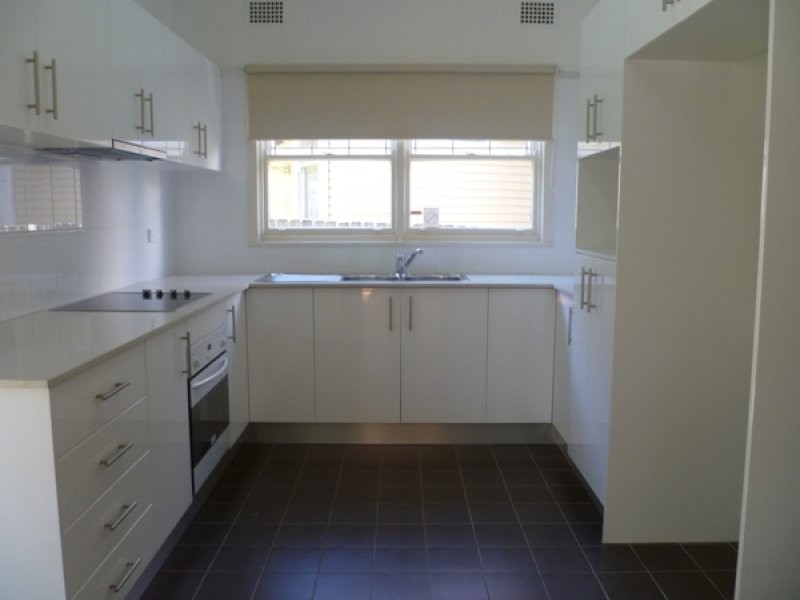 653 Henry Lawson Drive, East Hills NSW 2213