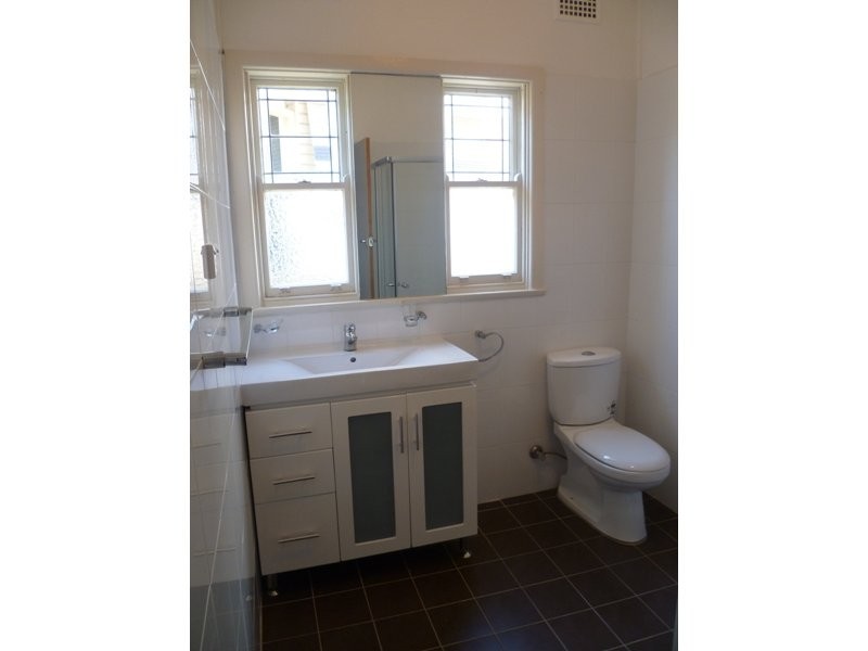 653 Henry Lawson Drive, East Hills NSW 2213