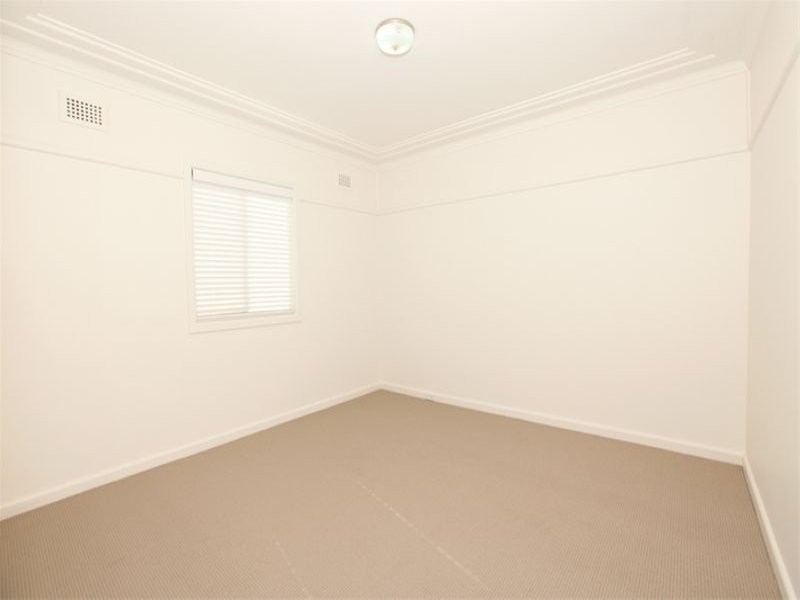 5 Picnic Point Road, Panania NSW 2213