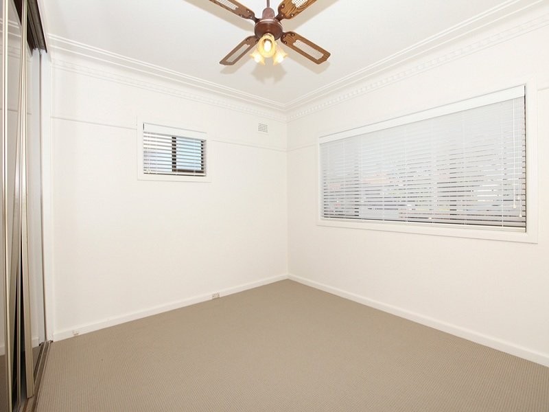 5 Picnic Point Road, Panania NSW 2213