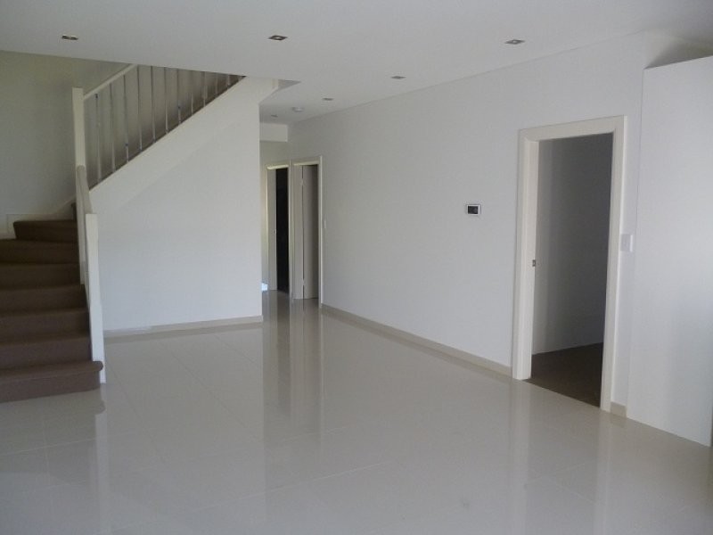 12 Blanc Avenue, East Hills NSW 2213