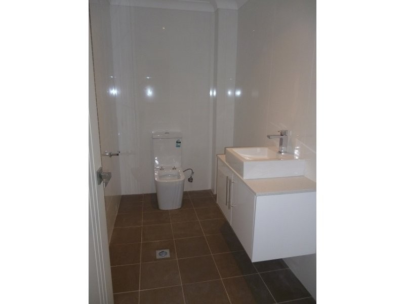 12 Blanc Avenue, East Hills NSW 2213