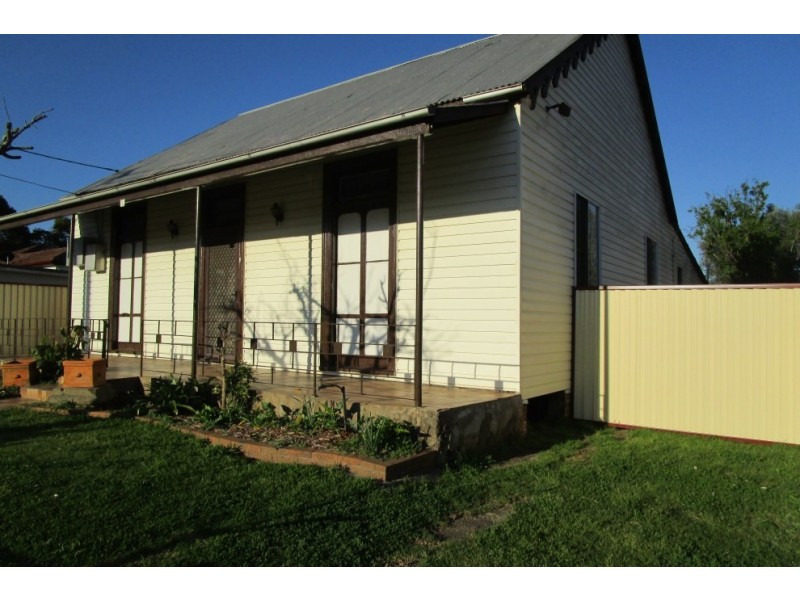 1 Rodgers Avenue, Panania NSW 2213