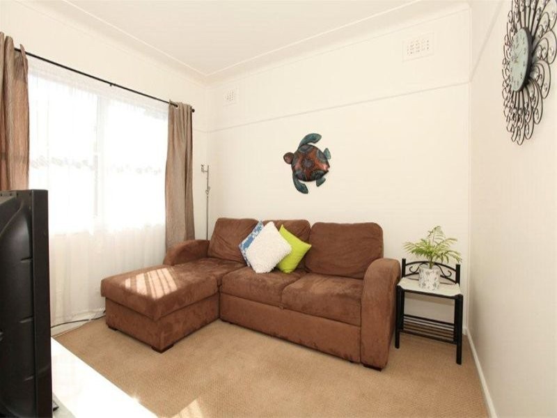 25 Drake Street, Panania NSW 2213