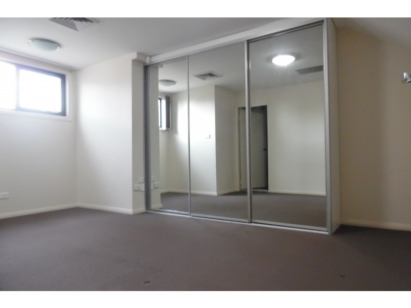 4/6 Jensen Street, Condell Park NSW 2200