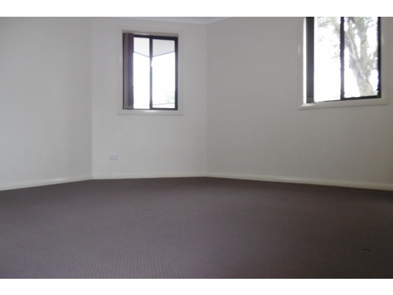 4/6 Jensen Street, Condell Park NSW 2200