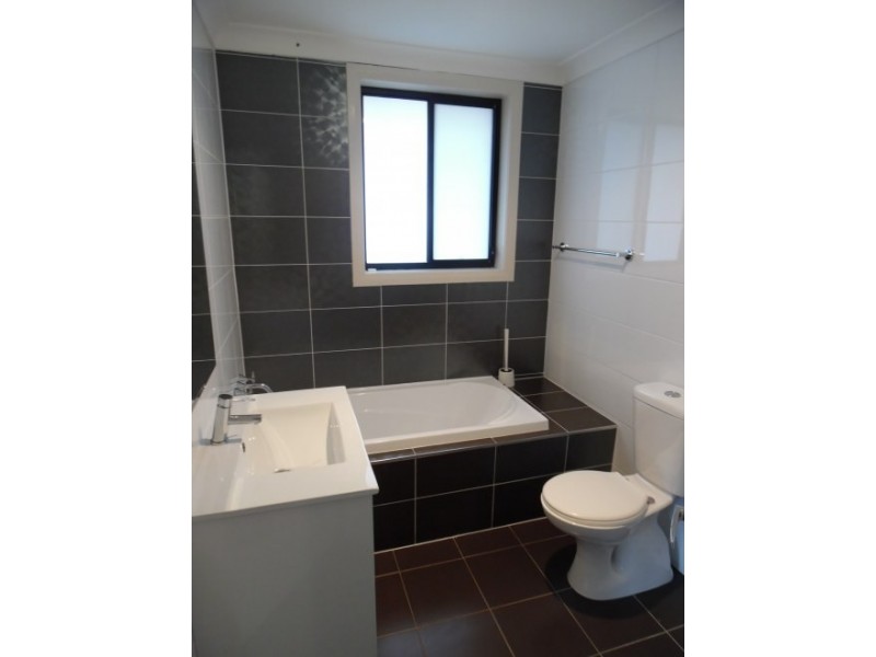 4/6 Jensen Street, Condell Park NSW 2200