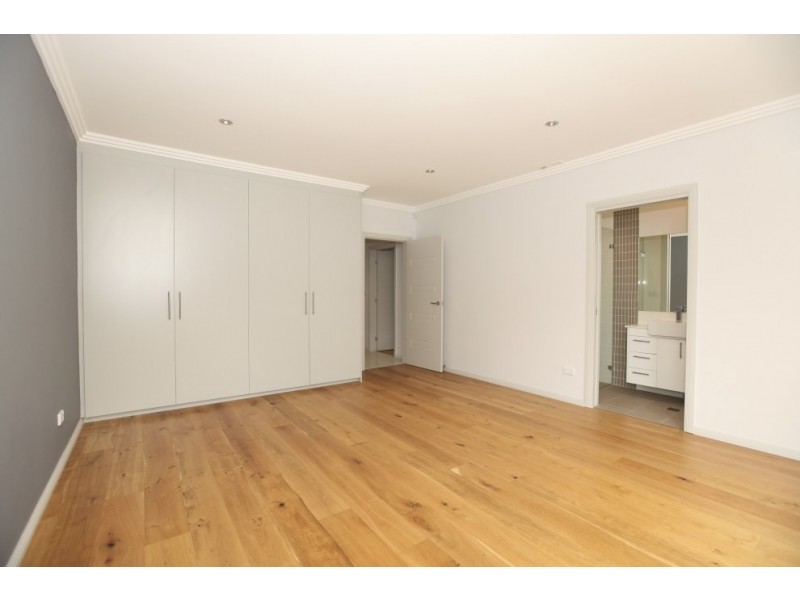 17A Burns Road, Picnic Point NSW 2213