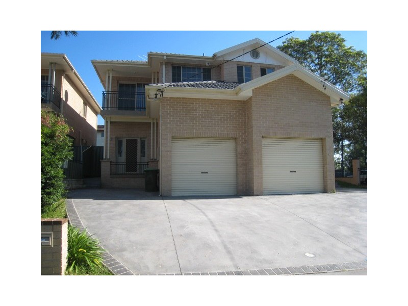 2D Roslyn Avenue, Panania NSW 2213