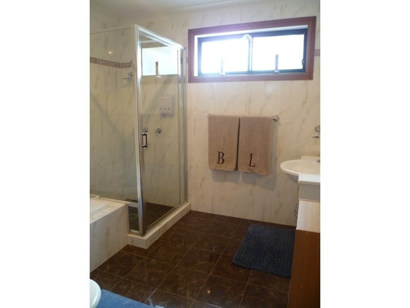 16 Bracher Street, East Hills NSW 2213