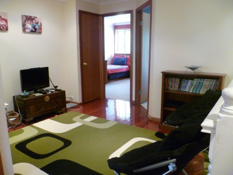 16 Bracher Street, East Hills NSW 2213