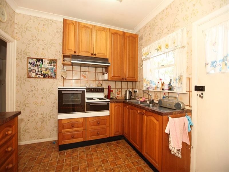 121 Sandakan Road, Revesby Heights NSW 2212