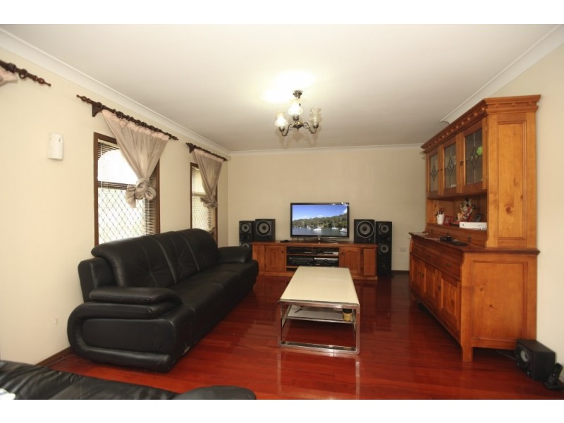 84 Horsley Road, Panania NSW 2213