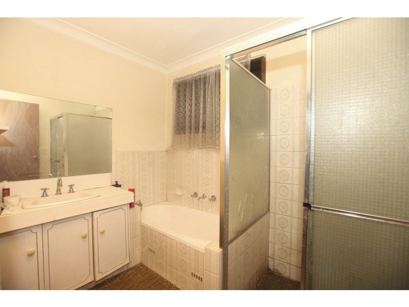 84 Horsley Road, Panania NSW 2213