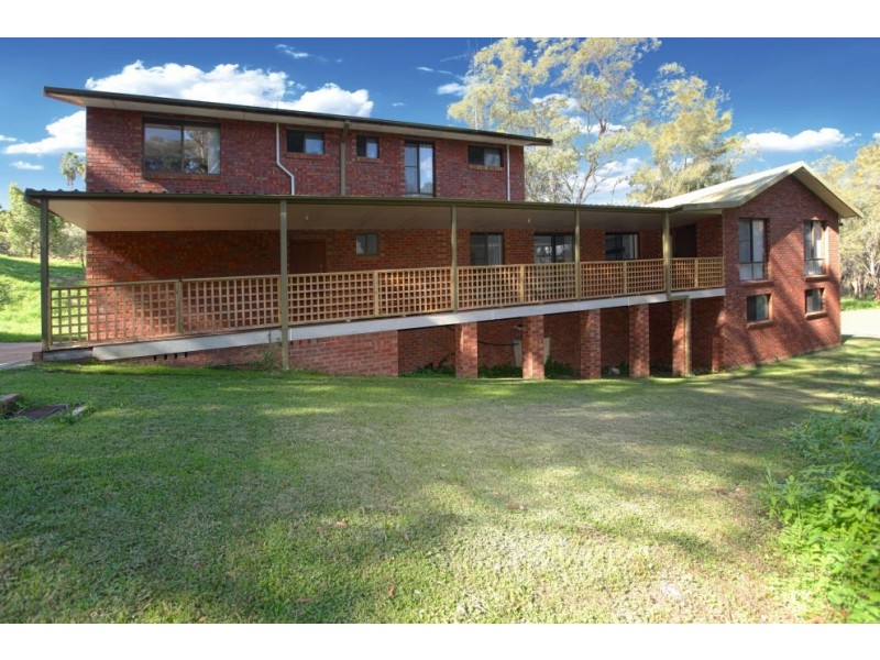 764A Henry Lawson Drive, Picnic Point NSW 2213