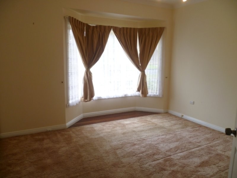 12 Worsley Street, East Hills NSW 2213
