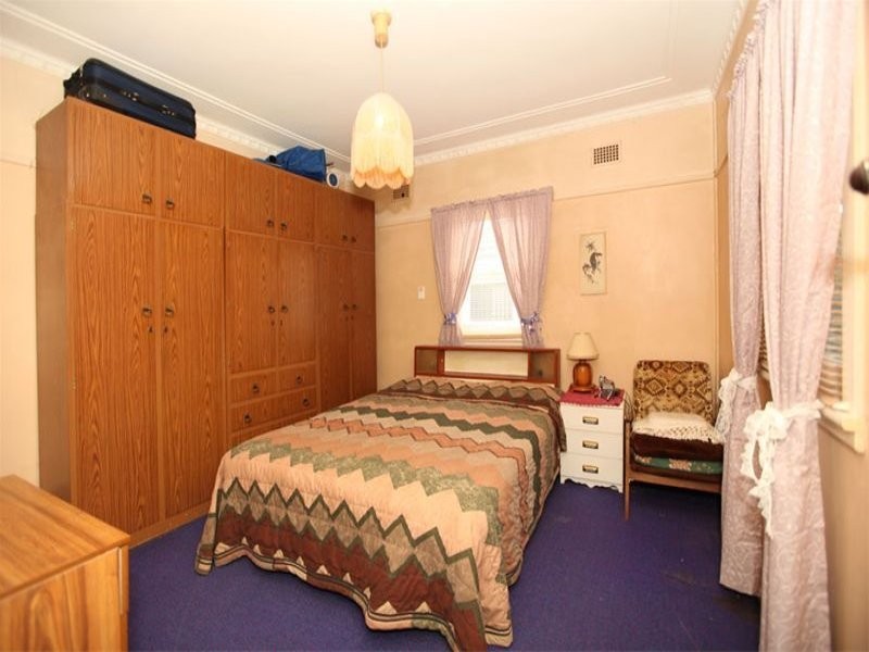 49 Milford Avenue, Panania NSW 2213