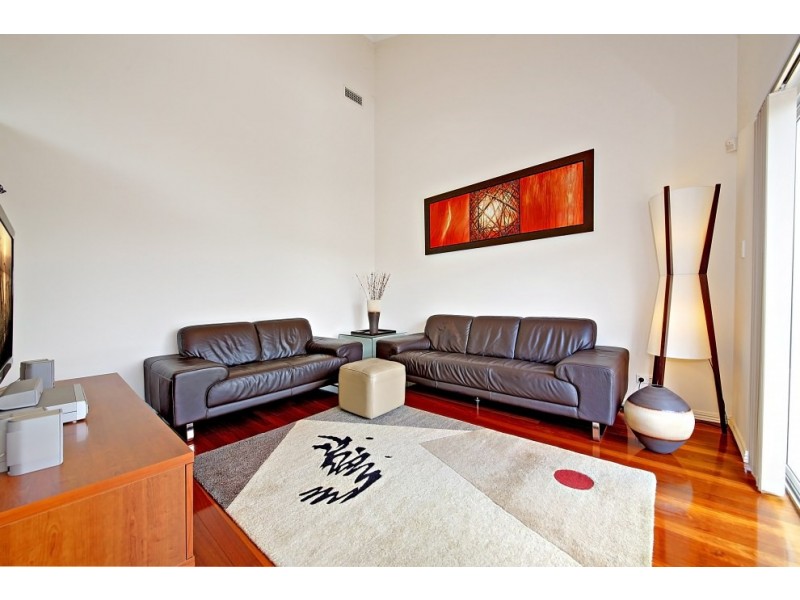 734 Henry Lawson Drive, Picnic Point NSW 2213