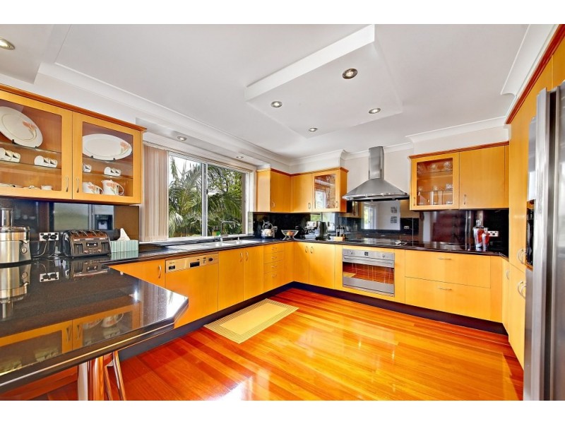 734 Henry Lawson Drive, Picnic Point NSW 2213