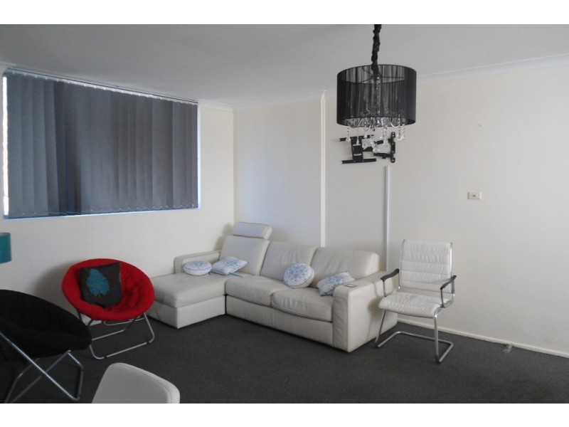 1/126 Ashford Avenue, Milperra NSW 2214