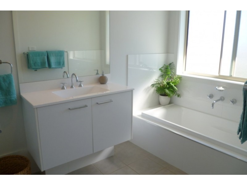 5 Sandra Avenue, Panania NSW 2213