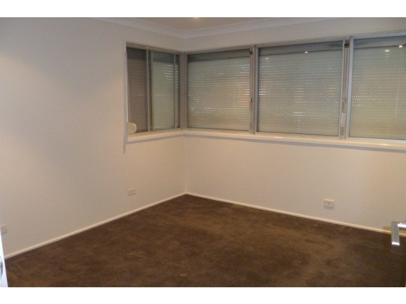 15 Raleigh Road, Milperra NSW 2214