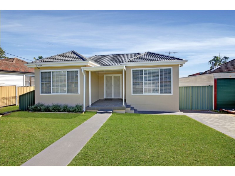 11 Greenway Parade, Revesby NSW 2212