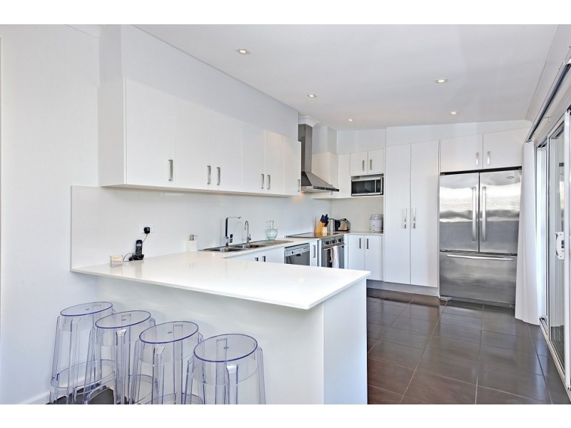 11 Greenway Parade, Revesby NSW 2212