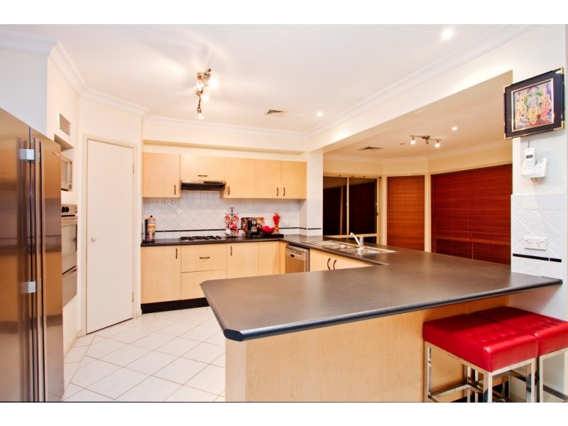 17 Pelorus Avenue, Voyager Point NSW 2172