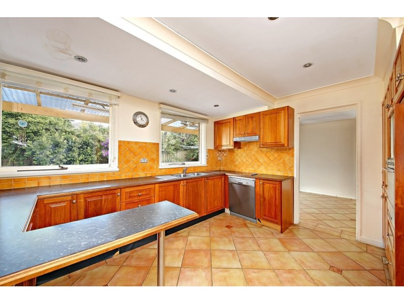 14 Sylvan Grove, Picnic Point NSW 2213