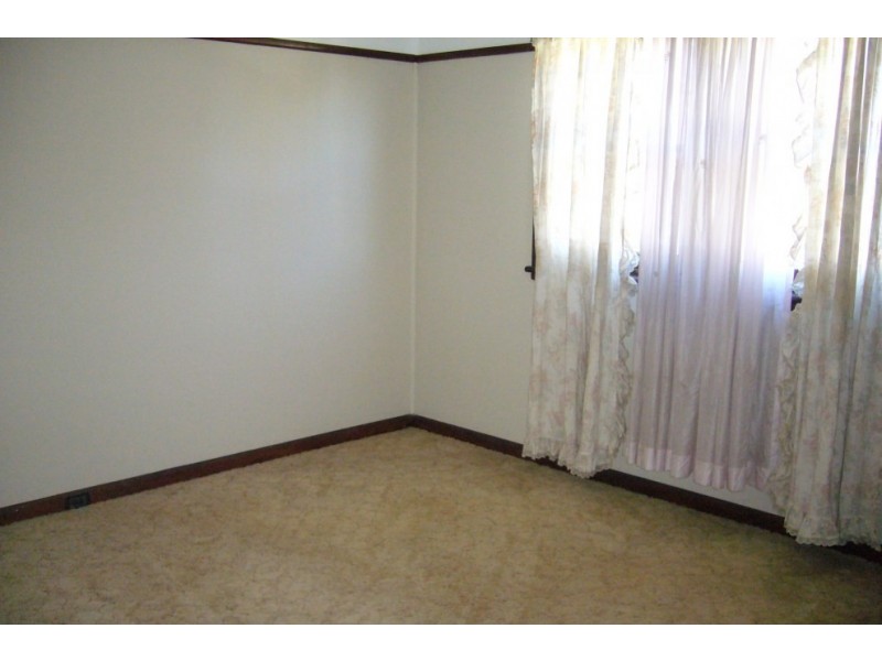 18 Ferndale Road, Revesby NSW 2212