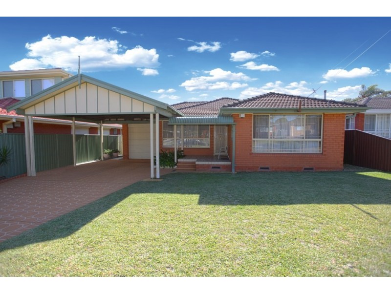 24 Duke Street, East Hills NSW 2213