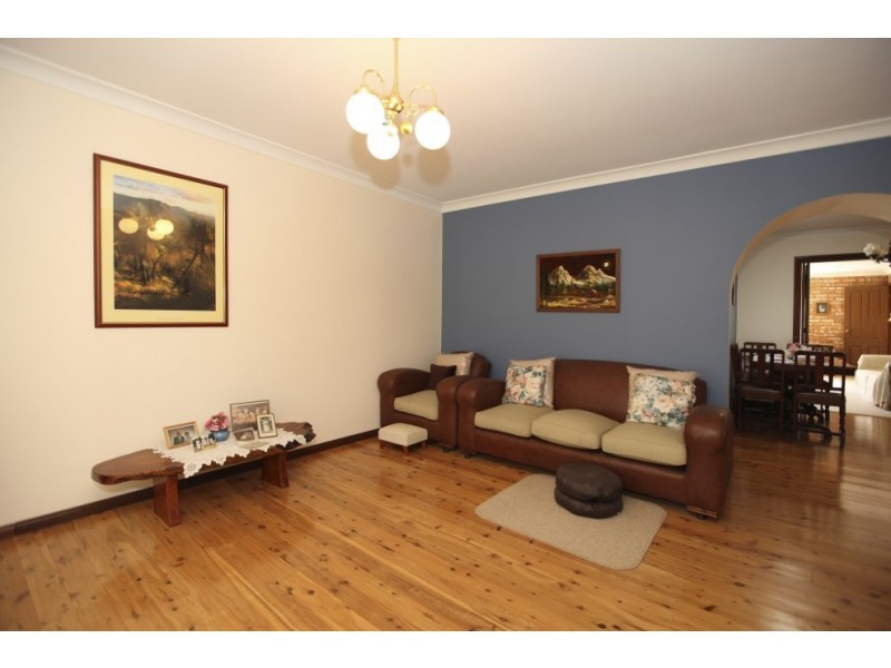 24 Duke Street, East Hills NSW 2213