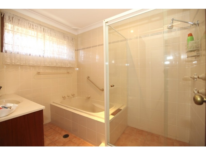 24 Duke Street, East Hills NSW 2213