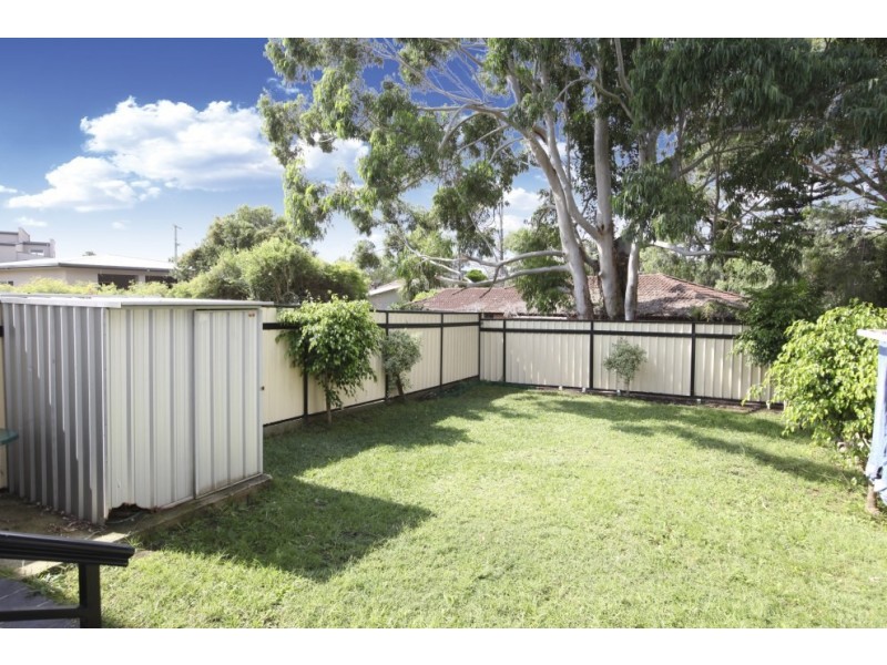 17 Matthews Avenue, East Hills NSW 2213