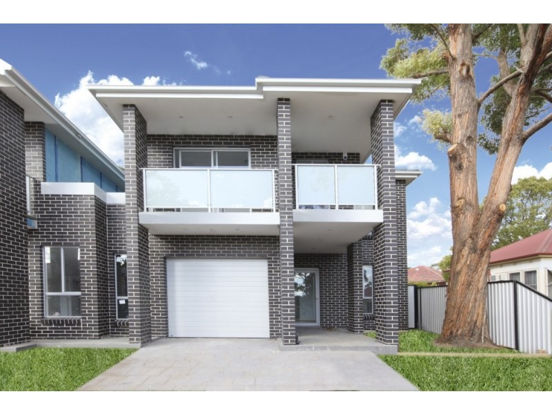 3a Mckevitte Avenue, East Hills NSW 2213