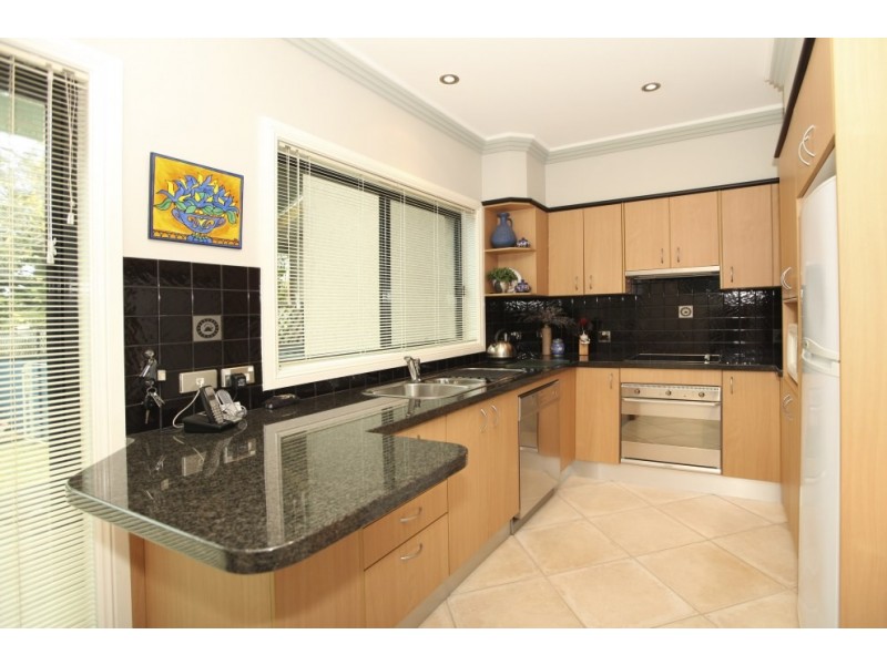 3A Apex Avenue, Picnic Point NSW 2213