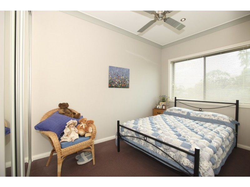 3A Apex Avenue, Picnic Point NSW 2213